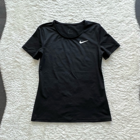 Nike Dri-Fit Crew Neck T-Shirt Black Sz S - Picture 1 of 4